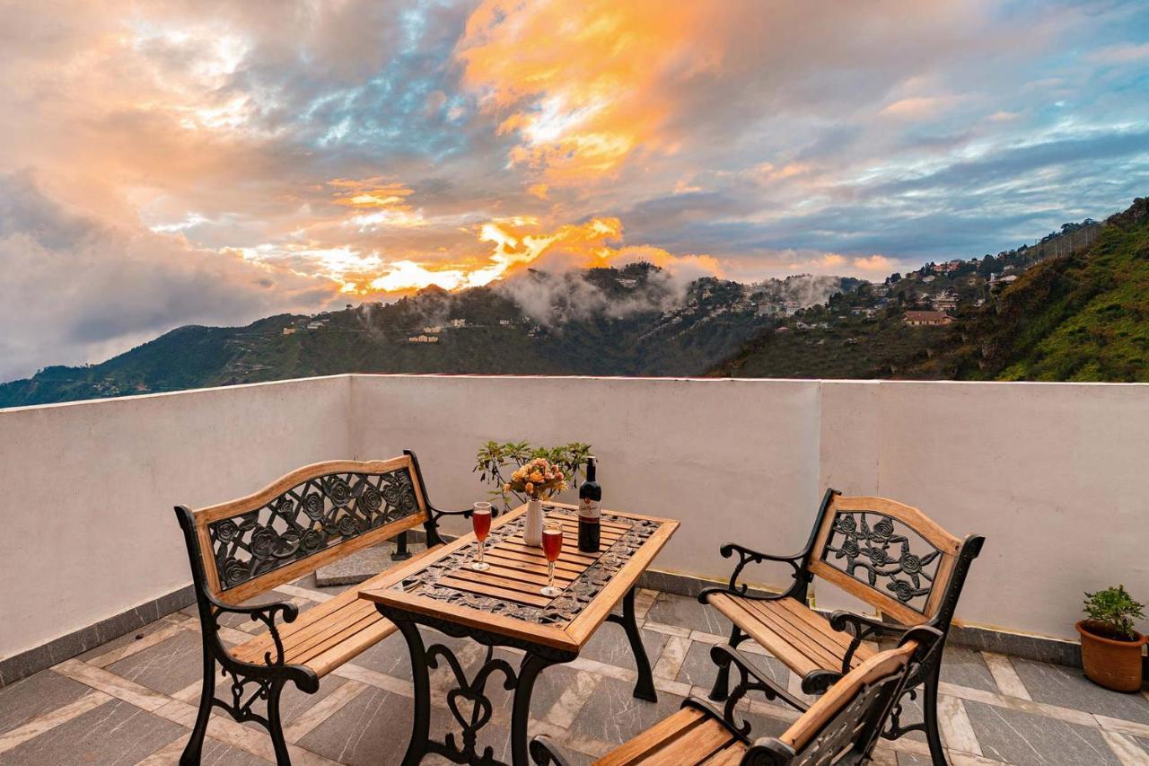Stayvista At Arncliff Villa 5 Mins From Mall Road Mussoorie Exterior photo