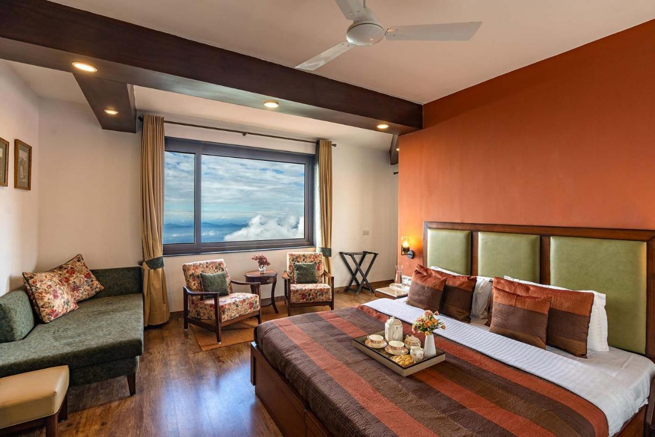 Stayvista At Arncliff Villa 5 Mins From Mall Road Mussoorie Exterior photo