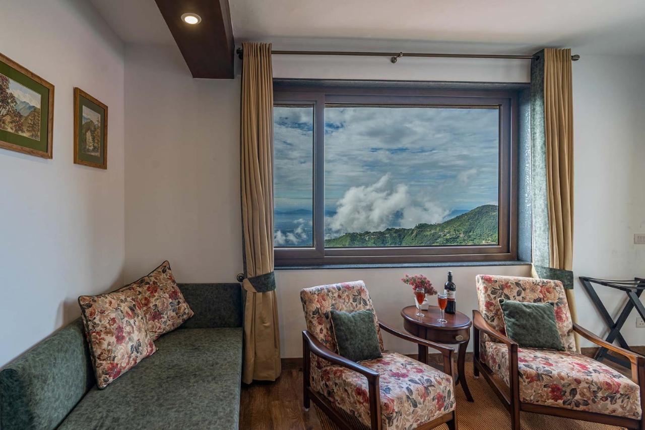 Stayvista At Arncliff Villa 5 Mins From Mall Road Mussoorie Exterior photo